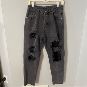 Black Mom Jeans Ripped